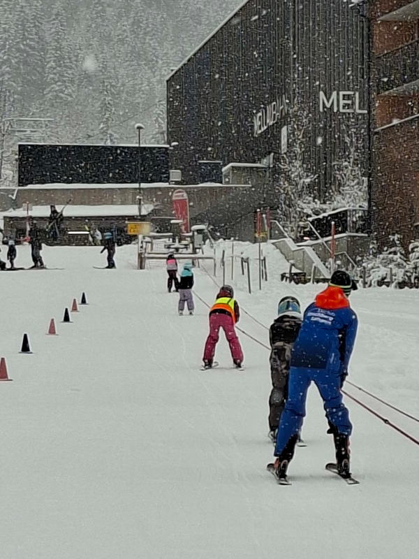 20260108-Volksschulskitag-04